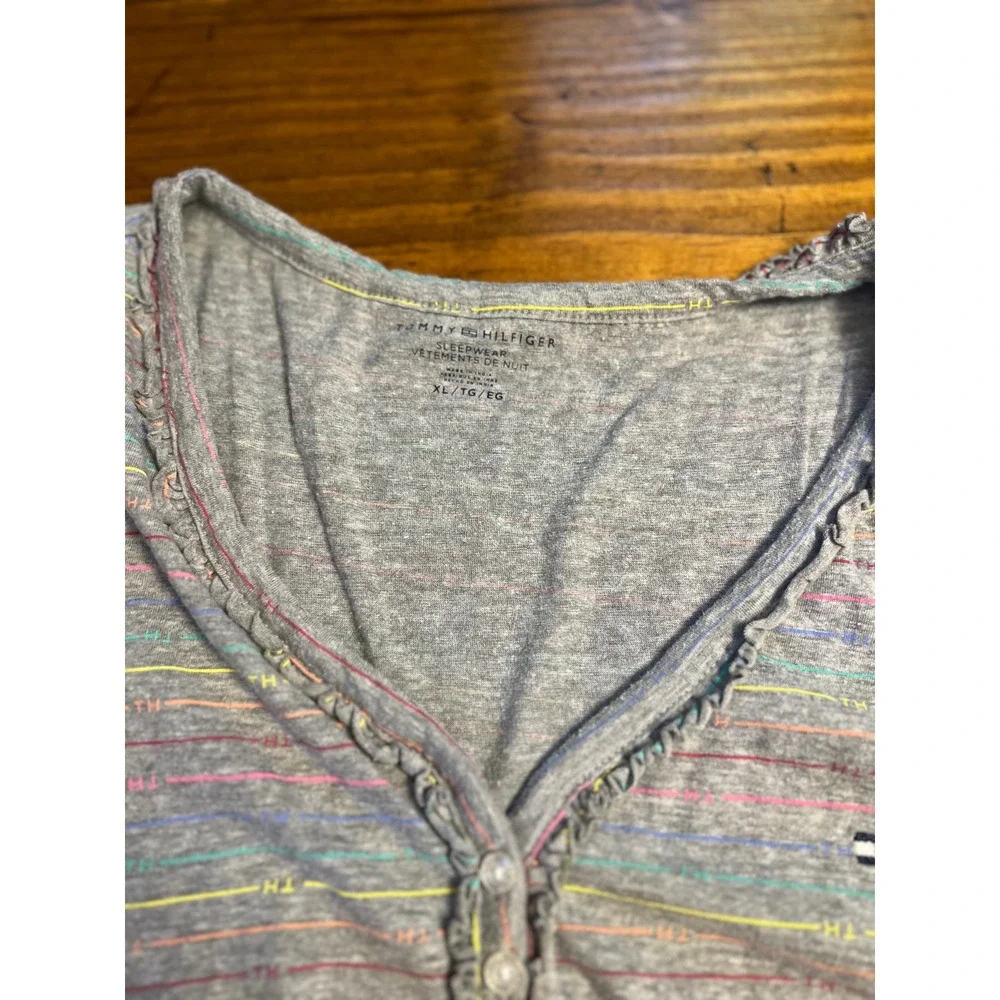 Tommy Hilfiger‎ Pajama Set Womens XL Gray Rainbow Stripe Ruffle EUC